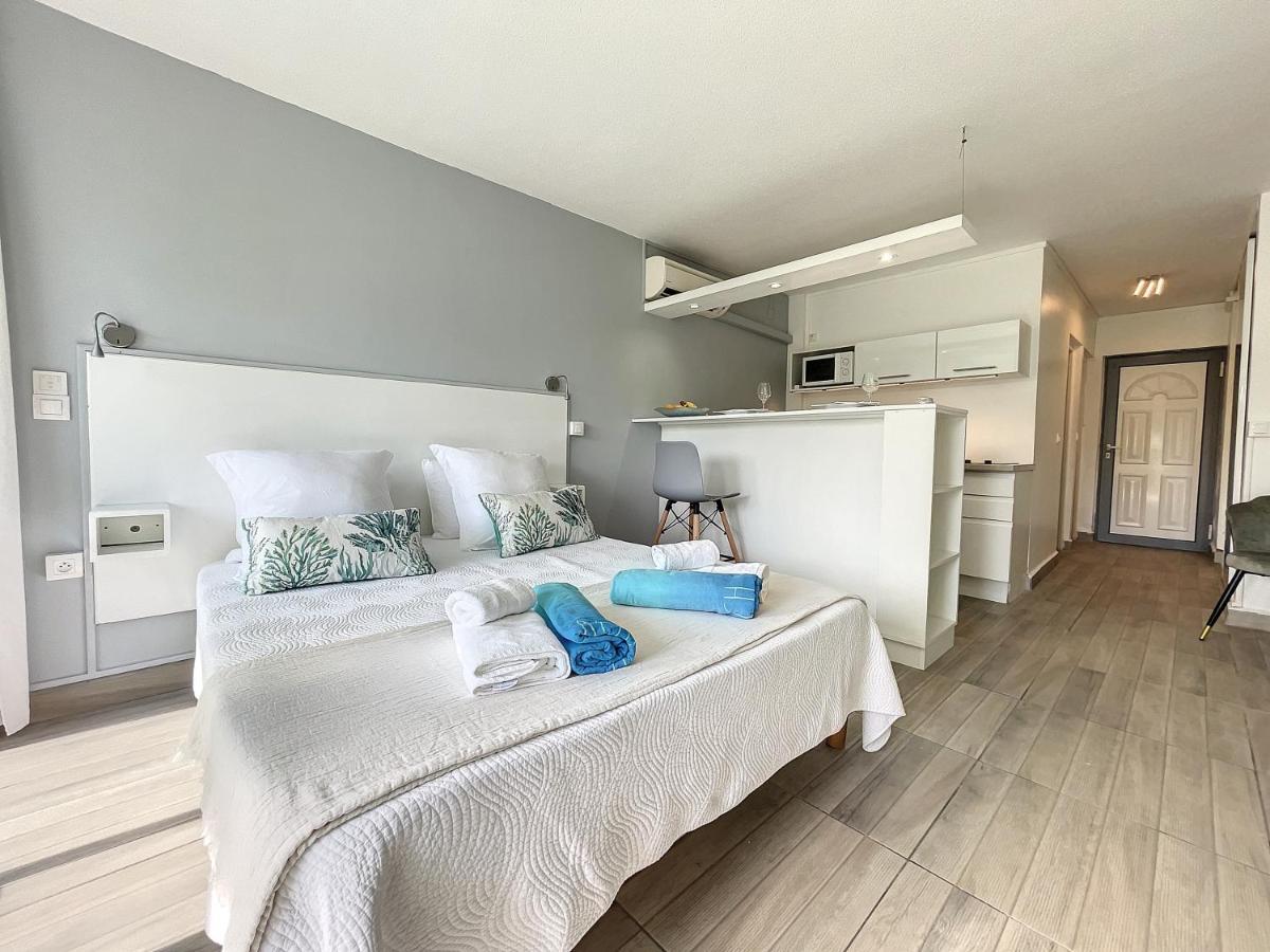 Blue Paradise Studio Avec Acces Privatif Plage Le Gosier  Bagian luar foto